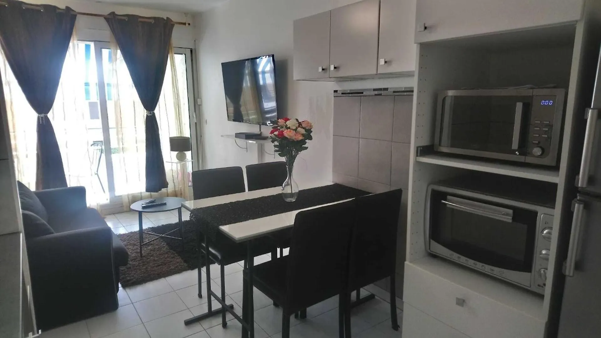 Apartment Appartement En Bord De Mer - Cote D'Azur Villeneuve-Loubet