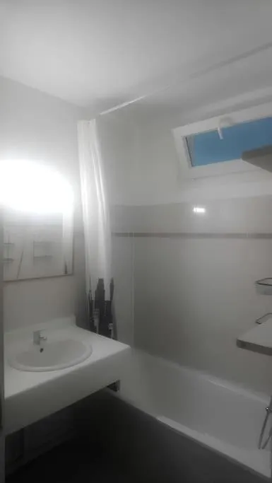 Appartement En Bord De Mer - Cote D'Azur Villeneuve-Loubet Apartment